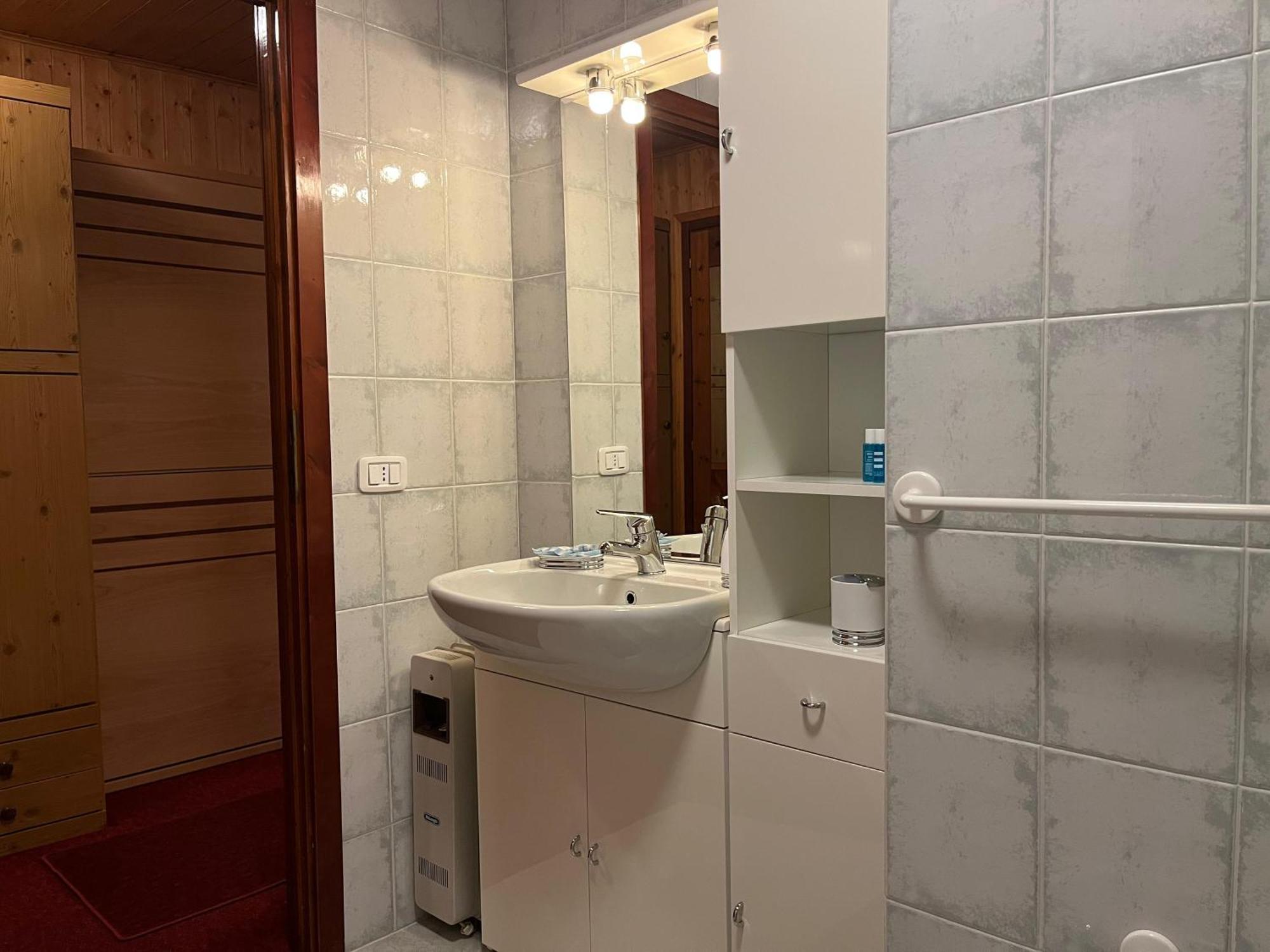 Soldanella Cervinia Apartment Vda Vacanze In Vetta Cir 0253 브루일서비니아 외부 사진