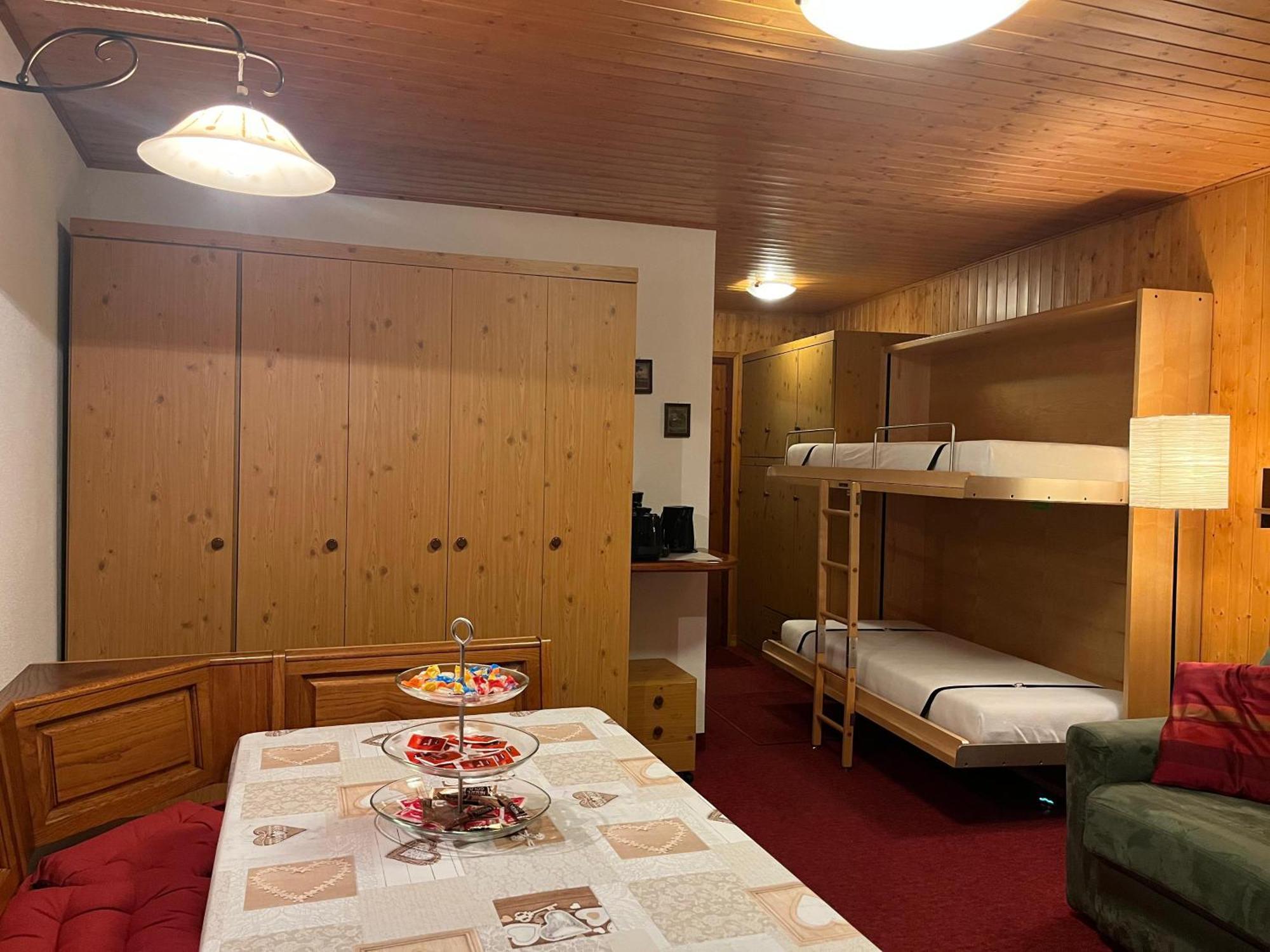 Soldanella Cervinia Apartment Vda Vacanze In Vetta Cir 0253 브루일서비니아 외부 사진